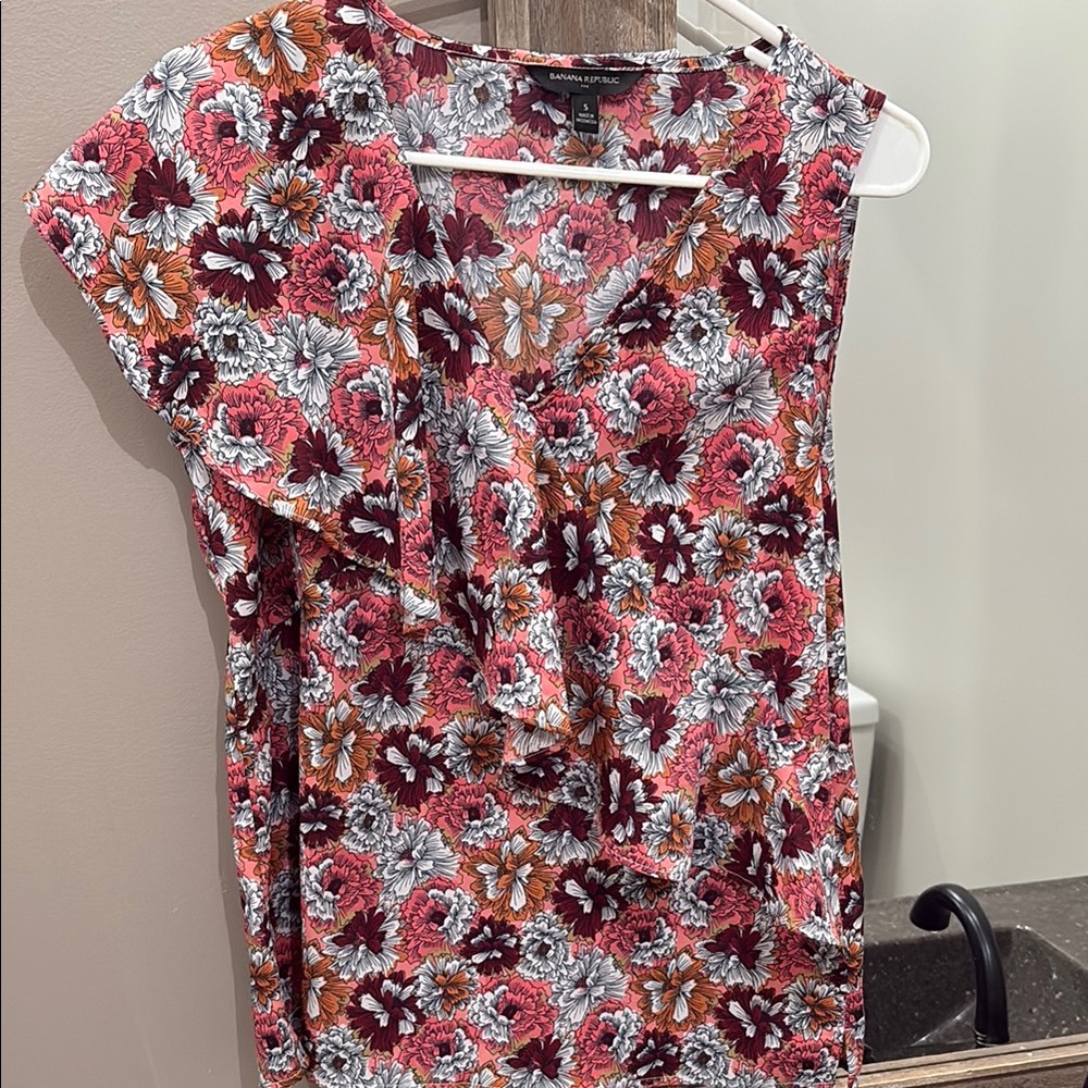 Banana Republic Pink and Black Asymmetrical Sleeveless Blouse